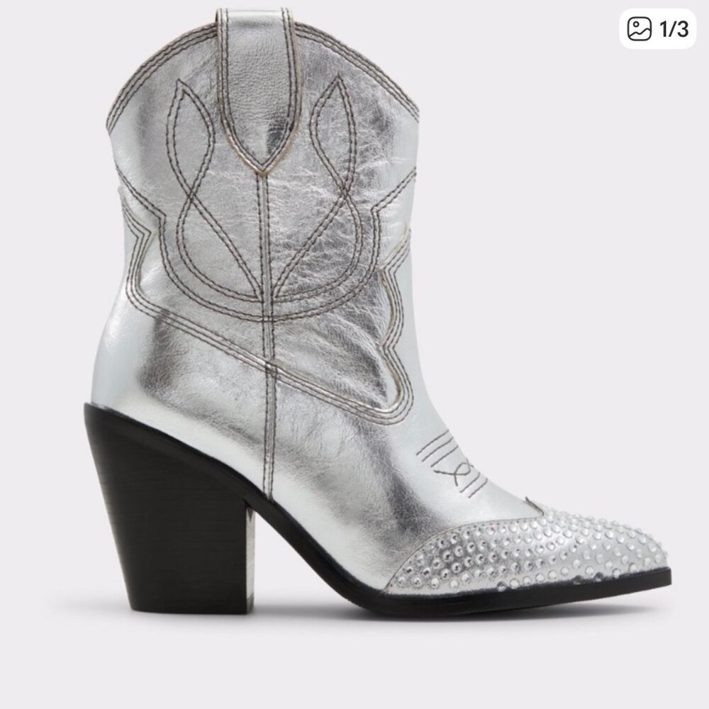 ALDO Omaha Western Metallic Boot – Silver Rhinestone Toe – Size 10